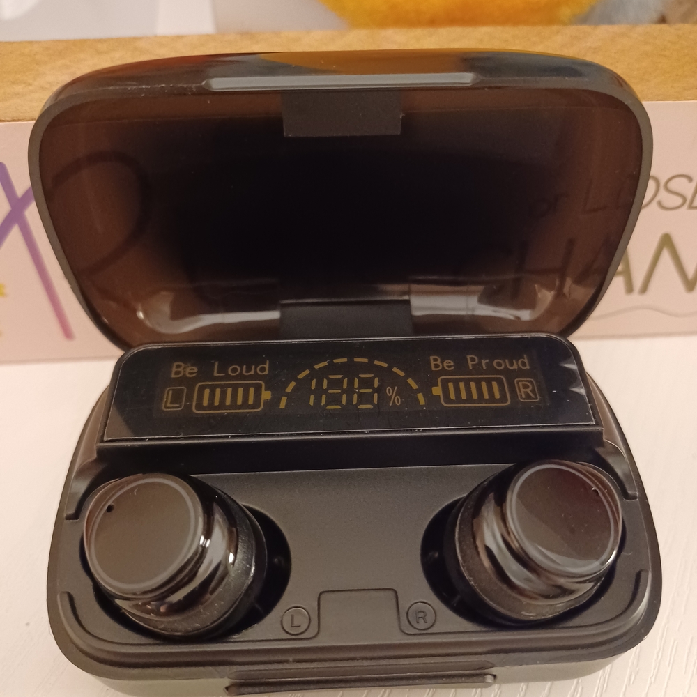 Wireless Earbud Headphones - Black